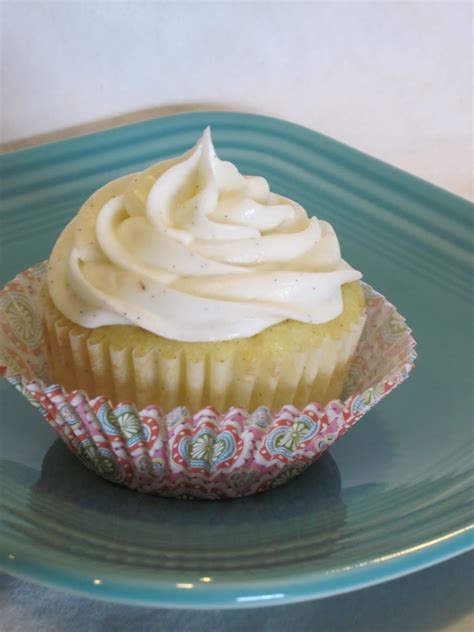 Fill cupcake papers 1/3 full with. The Frosted Cupcake: Chocolate Cream Filled Vanilla Bean ...