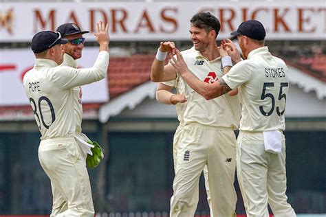 Rohit sharma compares rishabh pant to. India vs England, 1st Test: Anderson's double strike ...