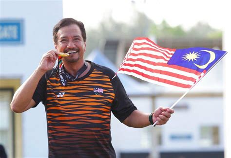Tomorrow, tun daim zainuddin will be in terengganu. Sultan Mizan Zainal Abidin wins two gold at SEA Games ...