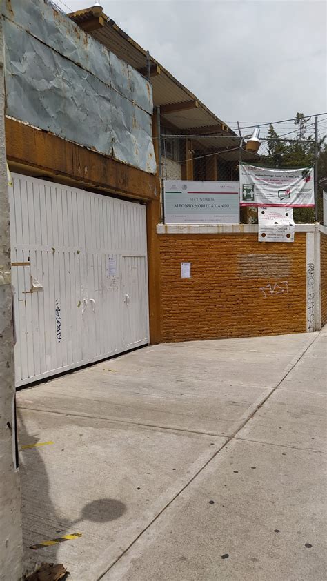 Escuela Secundaria Diurna N 233 Alfonso Noriega Cantú En La Ciudad Iztacalco Ciudad De México