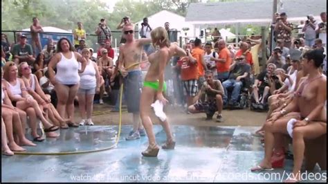 Amateur Nude Contest At This Years Nudes A Poppin Festival In Indiana