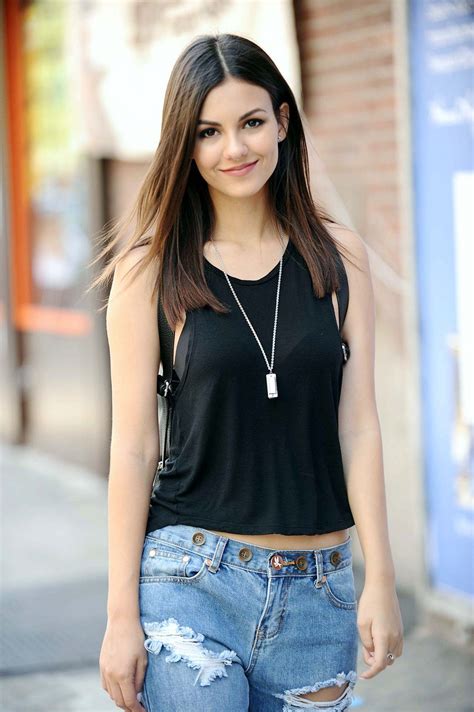 Victoria Justice In Ripped Jeans New York City June Beautiful