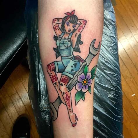 Details 79 Pin Up Tattoos For Women Best Thtantai2