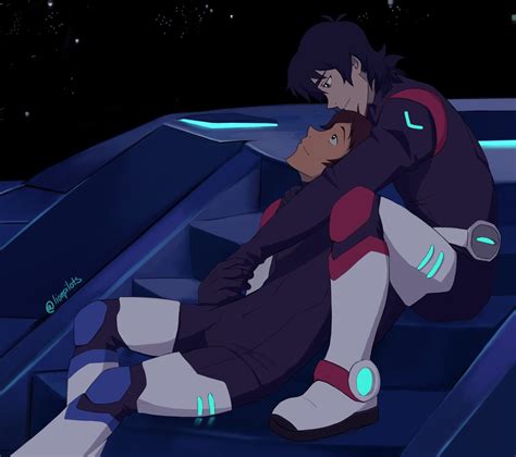 Hold Me Voltron Klance Voltron Comics Voltron Fanart Form Voltron Voltron Ships Keith