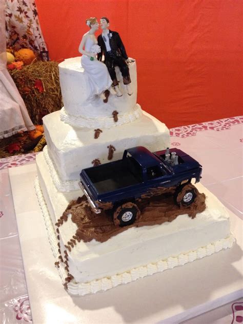 Otherwise, it looks like a fun wedding although perhaps not enough mud to really qualify as a true redneck event. Mud Truck Wedding Cake | Mudding wedding cakes, Wedding ...