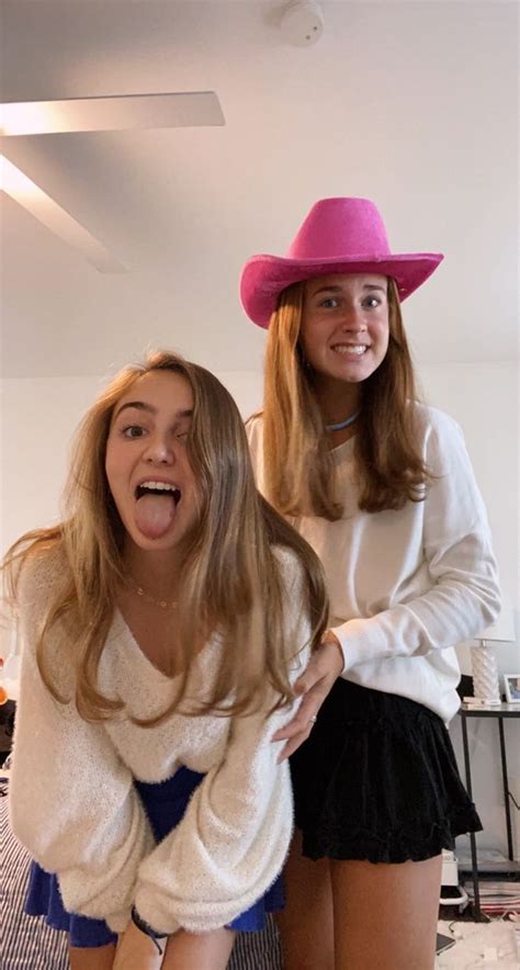 Floppy Hat Besties Best Friends Cute Outfits Photoshoot Girl Fashion Beat Friends Pretty