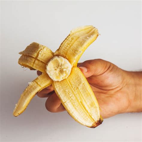 Men Are Masturbating With Banana Peelsand Its Not A Good Idea