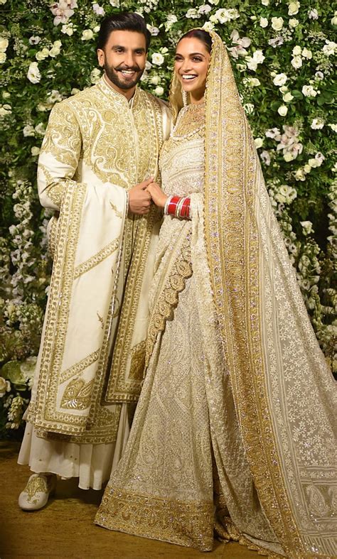 Ranveer singh and deepika padukone. Deepika Padukone's Wedding Dress | POPSUGAR Fashion ...