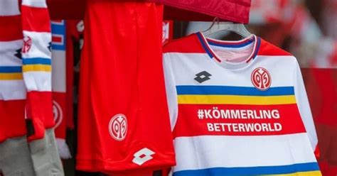 @05.nachwuchs 👇 herzlich willkommen dominik kohr! Maglie calcio classiche online 2020-2021: FSV Mainz 05 ...