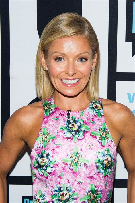 Pictures Of Kelly Ripa