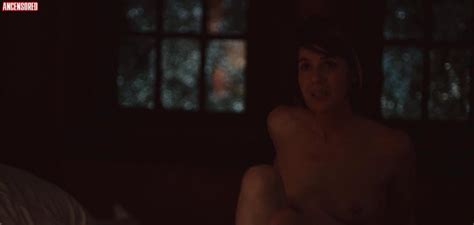 Naked Irène Jacob In The Oa