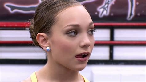 Maddie Ziegler Dance Moms S4e29 45 Second Solos Dance Moms Maddie