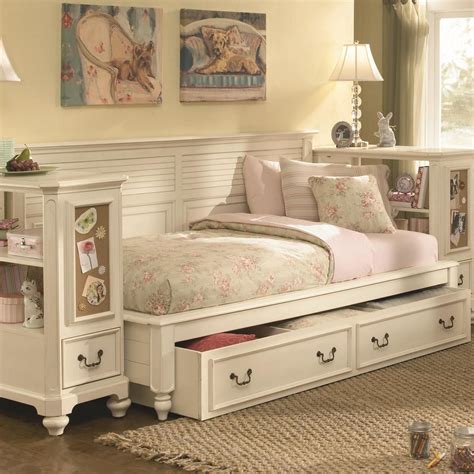 Single Daybed With Storage