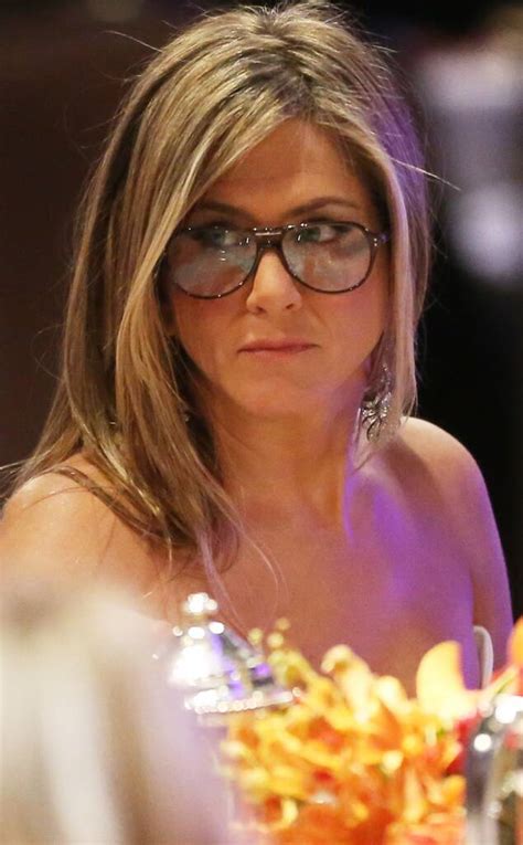 Jennifer Anistons Aviator Glasses At The American