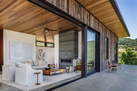 Modern vineyard home in Healdsburg provides spectacular ... Rated 4.9 / 5 stars from 300 reviews.
