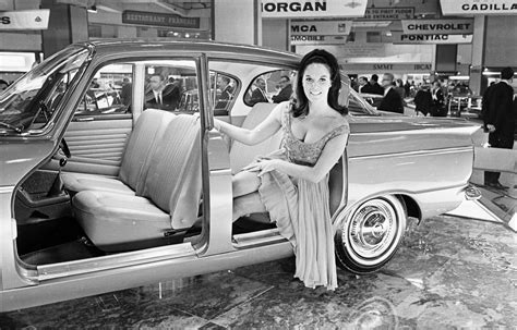 Sexy Models On Auto Shows Part I