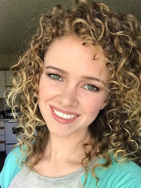 Naturally Curly Caucasian Hair Best Hairstyles 2018