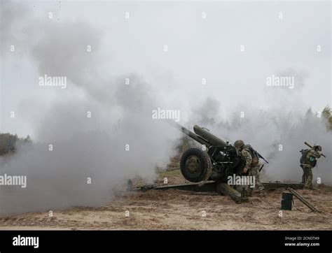 Mm Howitzer D Hi Res Stock Photography And Images Alamy