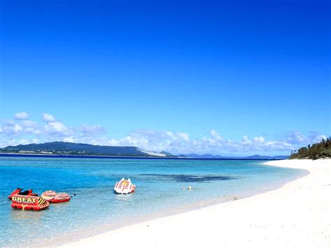 Compound of 沖 (oki, offshore, at sea) +‎ 縄 (nawa, rope). 沖縄観光完全マスター!沖縄県南部・中部・北部のエリア別 ...