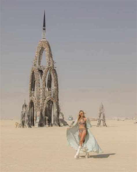 Photos From Burning Man Look Surreal Pics Izismile Com