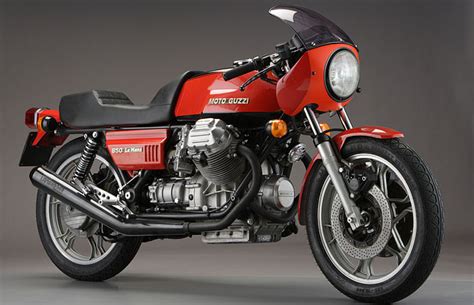 Not the fastest or the best cornering, but it oozed coolness. 10 of the Coolest Vintage Motorcycles Ever Made - vipcycle ...