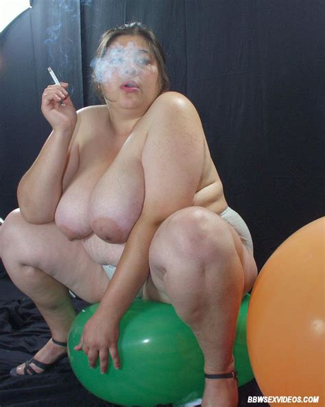 Pretty Bbw Chick Naked And Smoking While Sitting On Balloons Photos