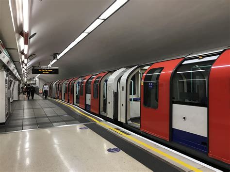 Transport For London London Underground Waterloo And City Line Tfl Lu