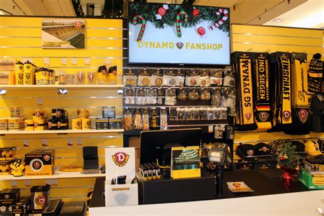 Herzlich willkommen im offiziellen fanshop der sg dynamo dresden! Dynamo-Fanshop in der Altmarkt Galerie