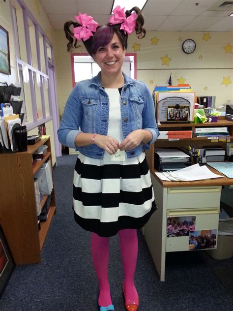 See more ideas about costumes, crazy hair, wonderland costumes. Wacky Wednesday- dr. Seuss week | Wacky hair, Dr seuss ...
