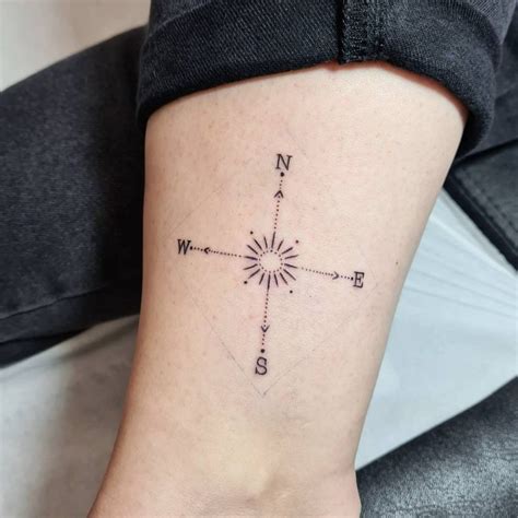 40 Compass Tattoo Ideas And Design Inspirations For 2022 100 Tattoos