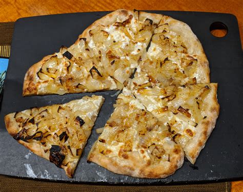 Caramelized Onion Pizza Boys Of Cooking