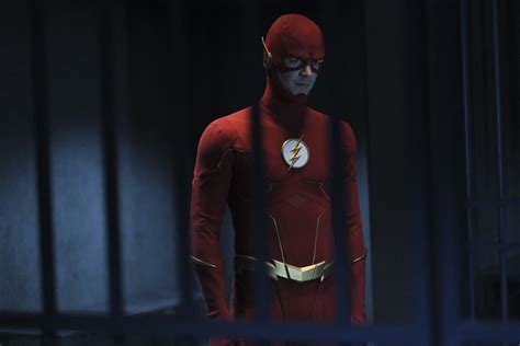 The Flash 8x17 Review B Story Barry