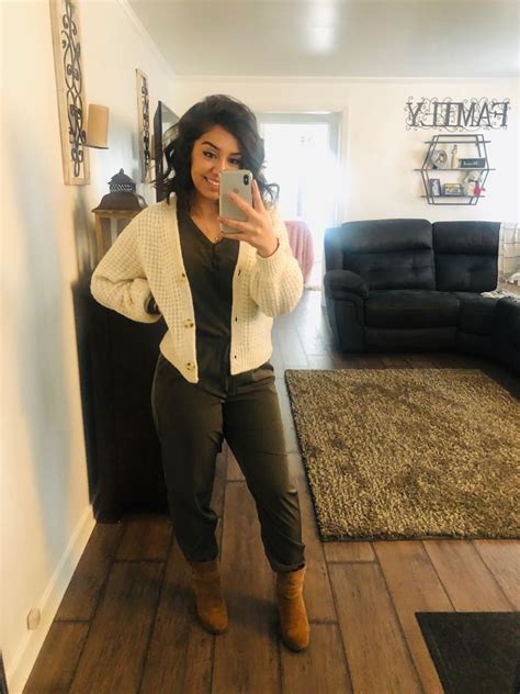 Some fashion designers focus on costume design and create wardrobes for television, movie, and theater productions. Teacher Fashion in 2020 | Teacher style, Fashion, Teacher ...