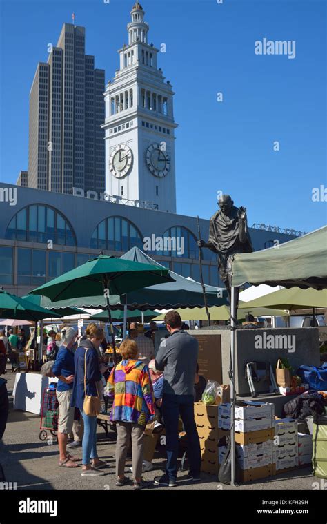 The Farmers Market At The Ferry Building San Francisco Ca Stock Photo