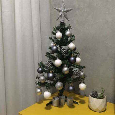Árvore de Natal pequena 80 ideias para decorar com encanto Blog da