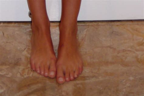 Nina Agdals Feet