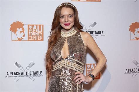 Lindsay Lohan In Lebanon Sparks Social Media Frenzy Online