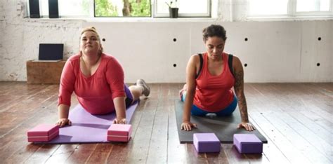 10 Plus Size Yoga Poses For Full Bodied Beginners