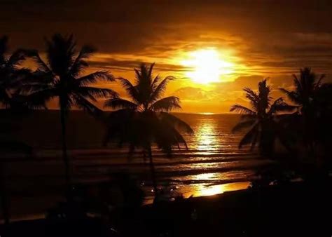 Sep 28, 2018 · latar belakang pemandangan di lukis pada saat senja akan tiba. 10+ Pemandangan Senja Yang Indah - Foto Pemandangan HD