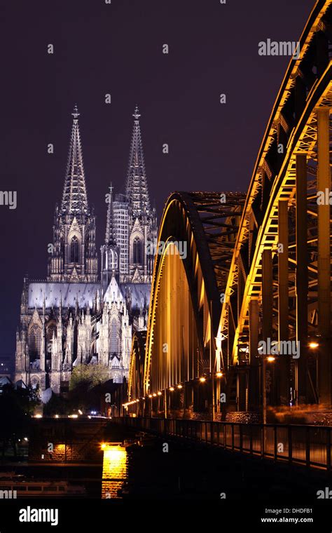 Cologne Cathedral At Night Stock Photo Alamy