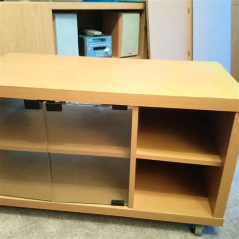 Tv Cabinet With Glass Doors And Wheels In Dy8 Dudley Für 1400 £ Zum