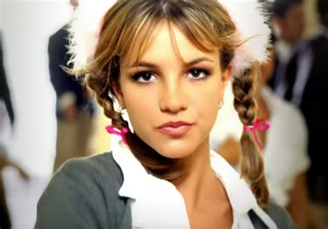 Fakta Lagu Baby One More Time Debut Britney Spears Yang Dirilis Dua