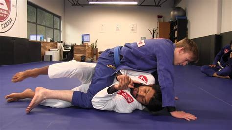 One Of The Most Important Bjj Techniques For Beginners Elbow Knee