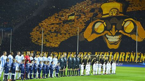 Video Amazing Tifo Made By Borussia Dortmund Fans