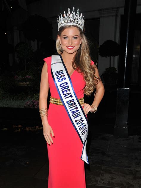 Awks Could Love Islands Zara Lose Her Miss Great Britain Title After