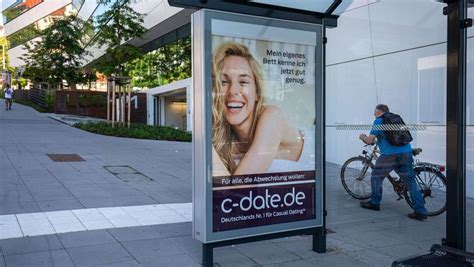 Sexplakate In Stuttgart Neue Kriterien F R Werbung Stuttgart