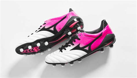 Football boots mizuno morelia neo ii md. Bold New Boots For Hulk - Pearl / Pink Glow Mizuno Morelia ...