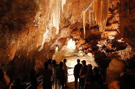 Exploring The Jenolan Caves Blue Mountains Image Credit Jenolan