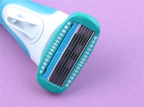 Read the full cranky review. Schick Hydro Silk TrimStyle Razor: Review | The Happy ...