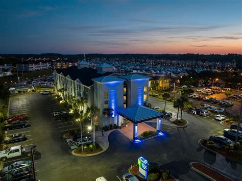 Holiday Inn Express And Suites N Myrtle Beach Little River Hotel